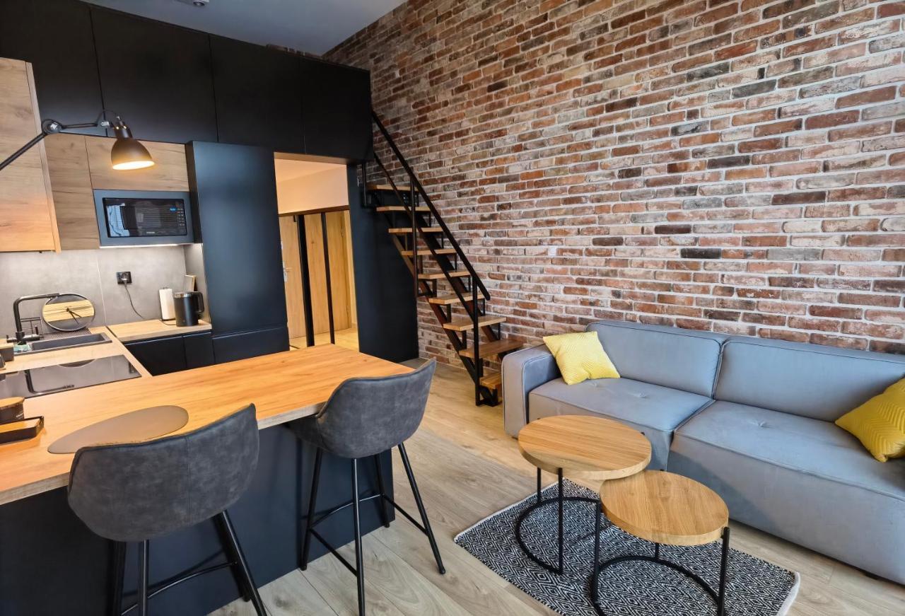 Apartament Loft Studio Airport Blisko Lotniska Zarembowicza Lotnisko Wroclaw Ngoại thất bức ảnh
